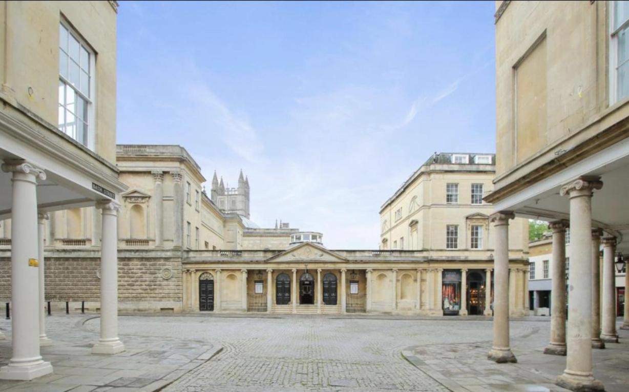 Roman Bath View, Bath Keys Екстериор снимка