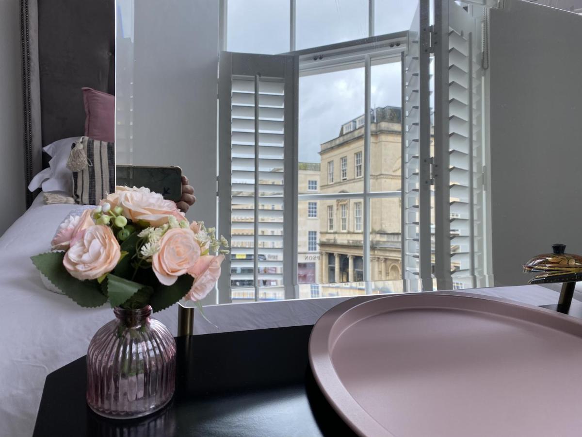 Roman Bath View, Bath Keys Екстериор снимка